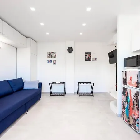 2p Au Calme Proche Centre - 2p Au Calme Proche Centre Mae-2983 Apartment