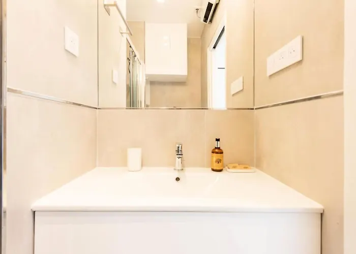 2p Au Calme Proche Centre - 2p Au Calme Proche Centre Mae-2983 アパート